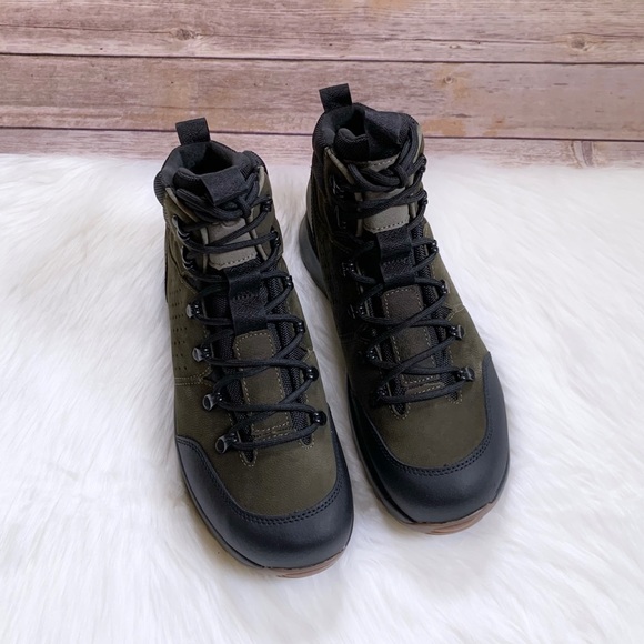 UGG Men’s Emmett Boot Mid Moss Green - Picture 2 of 9